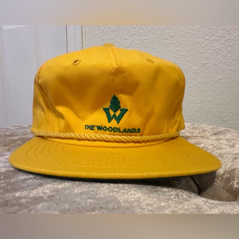 Vintage trucker cap. The woodlands. Yellow